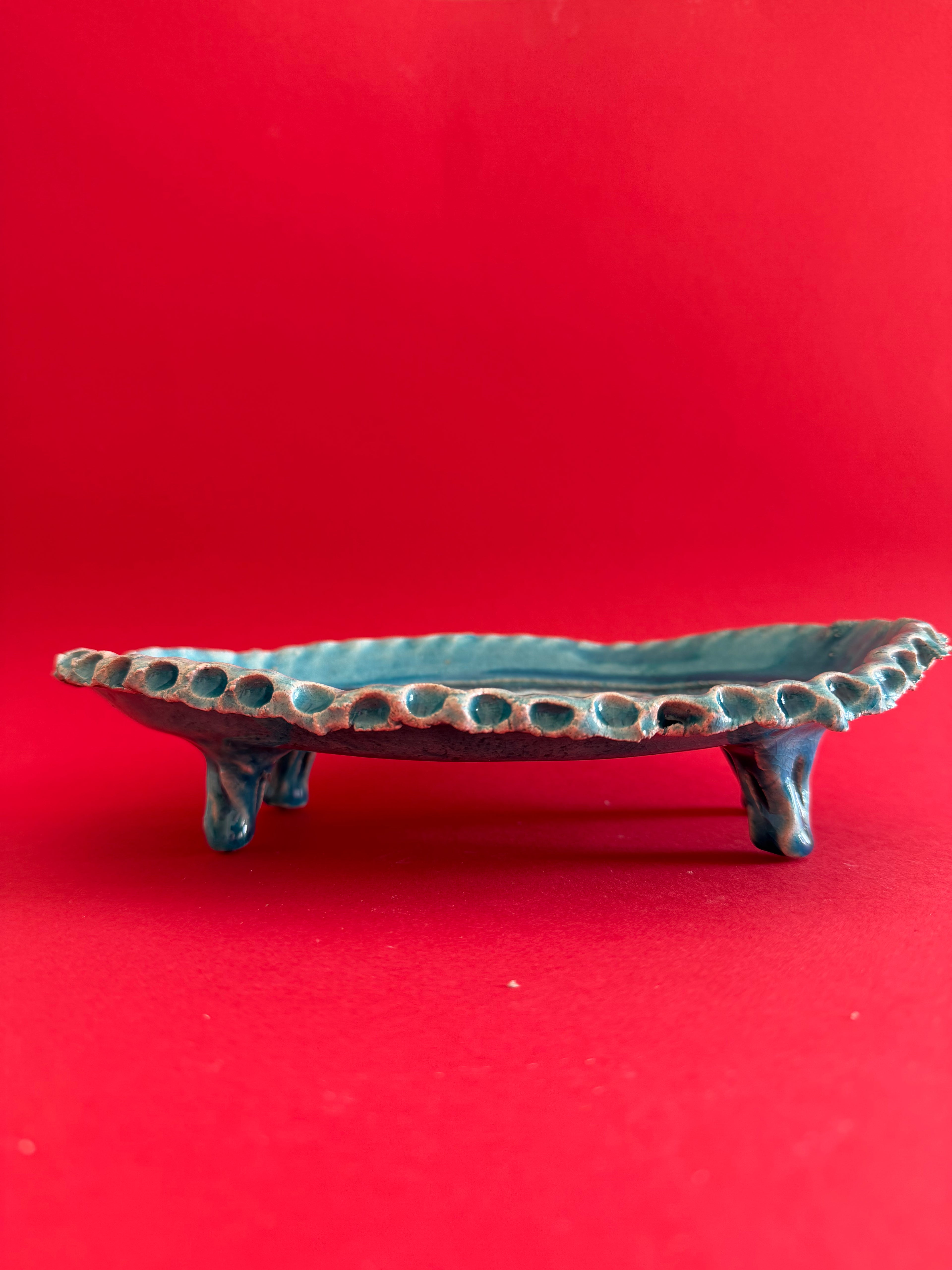 alzata con piedini turcherse