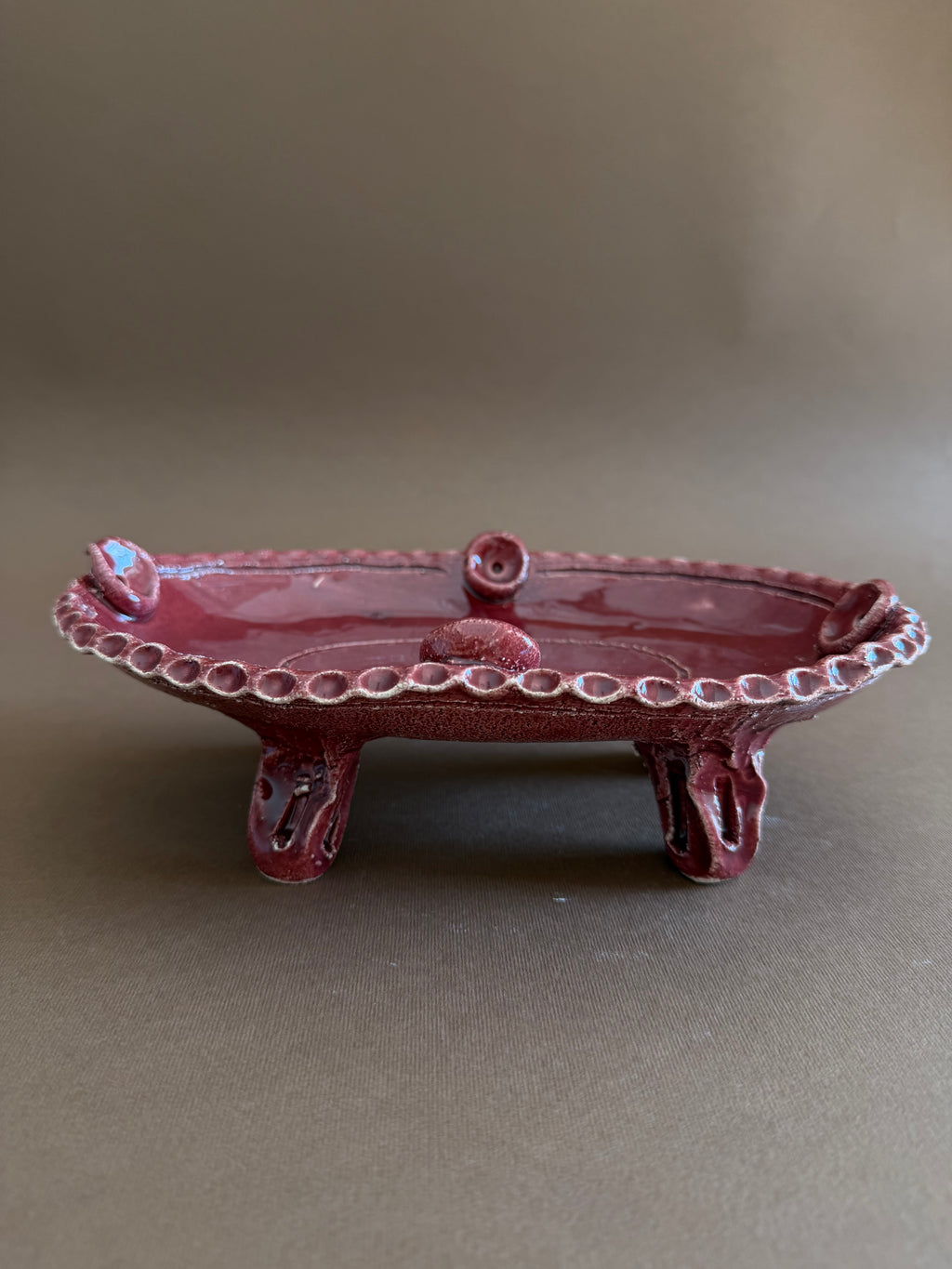 ovale- rosso con boccioli