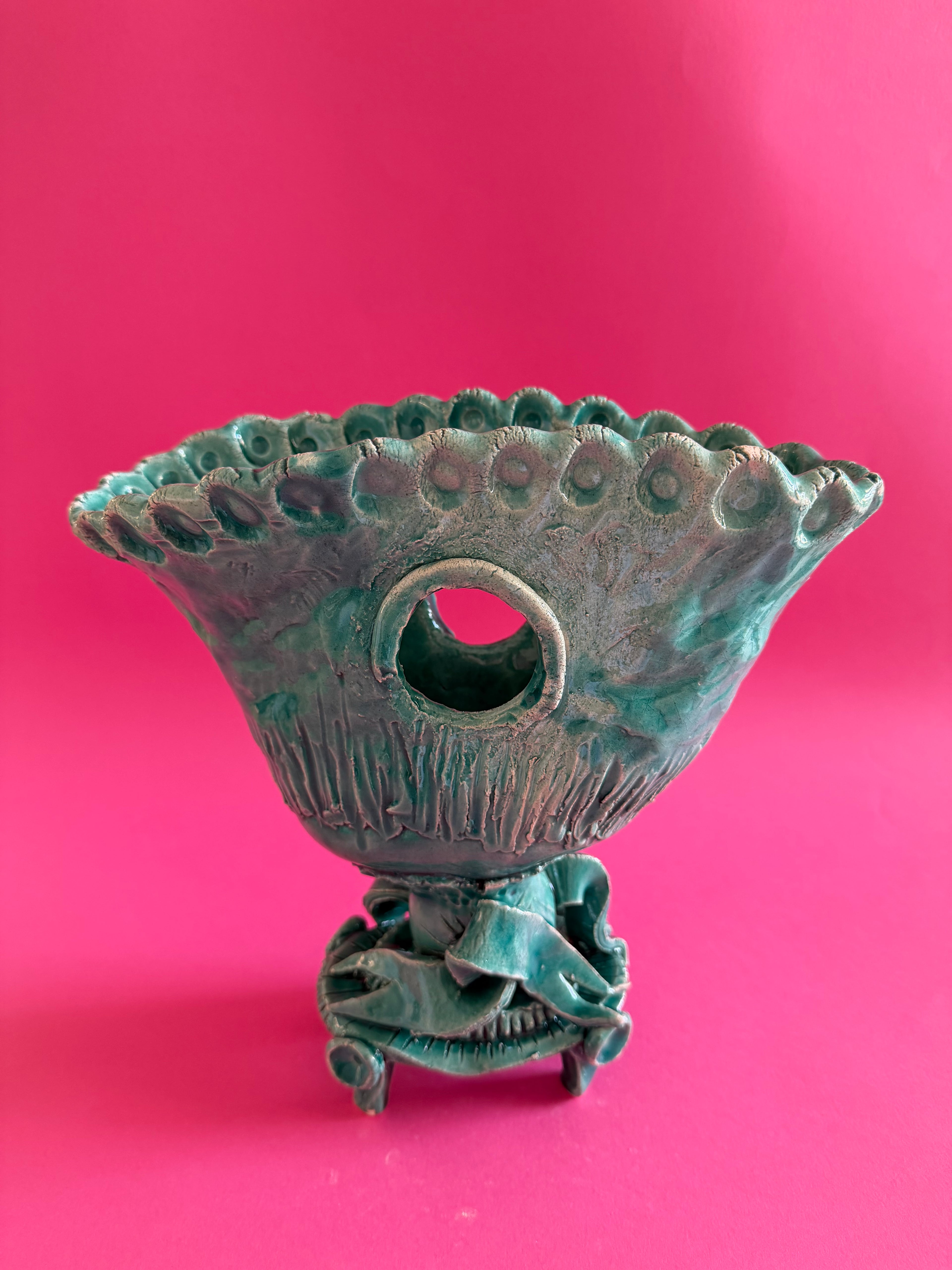 NEPTUNUS - Anfora Magnus con fori e nastri