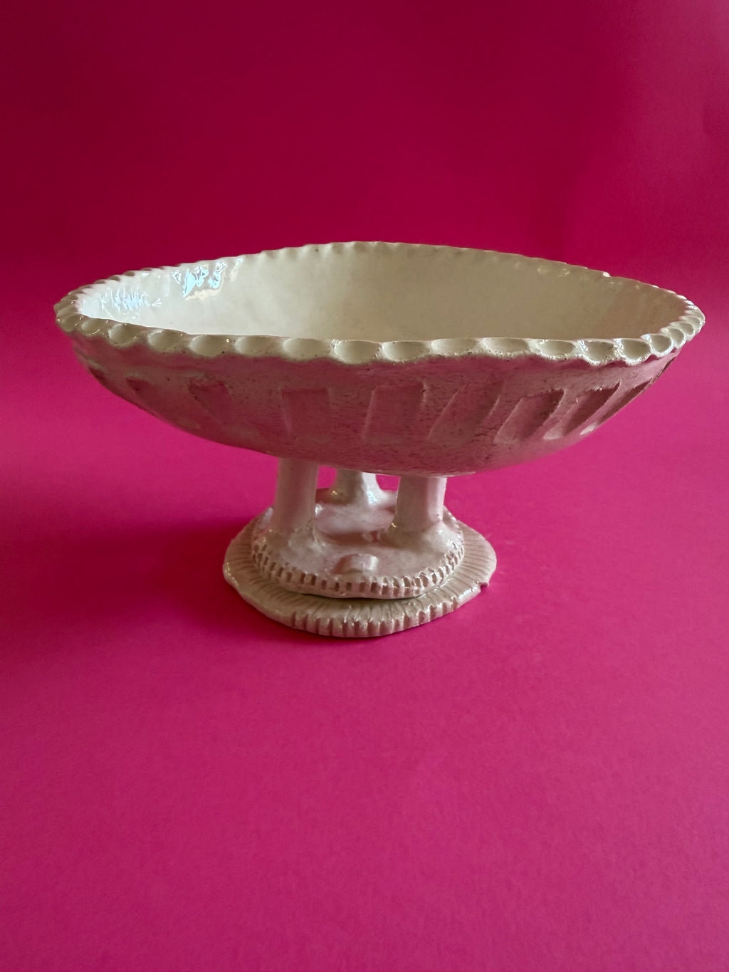 Magnus - alzata tripode - bianco magnolia