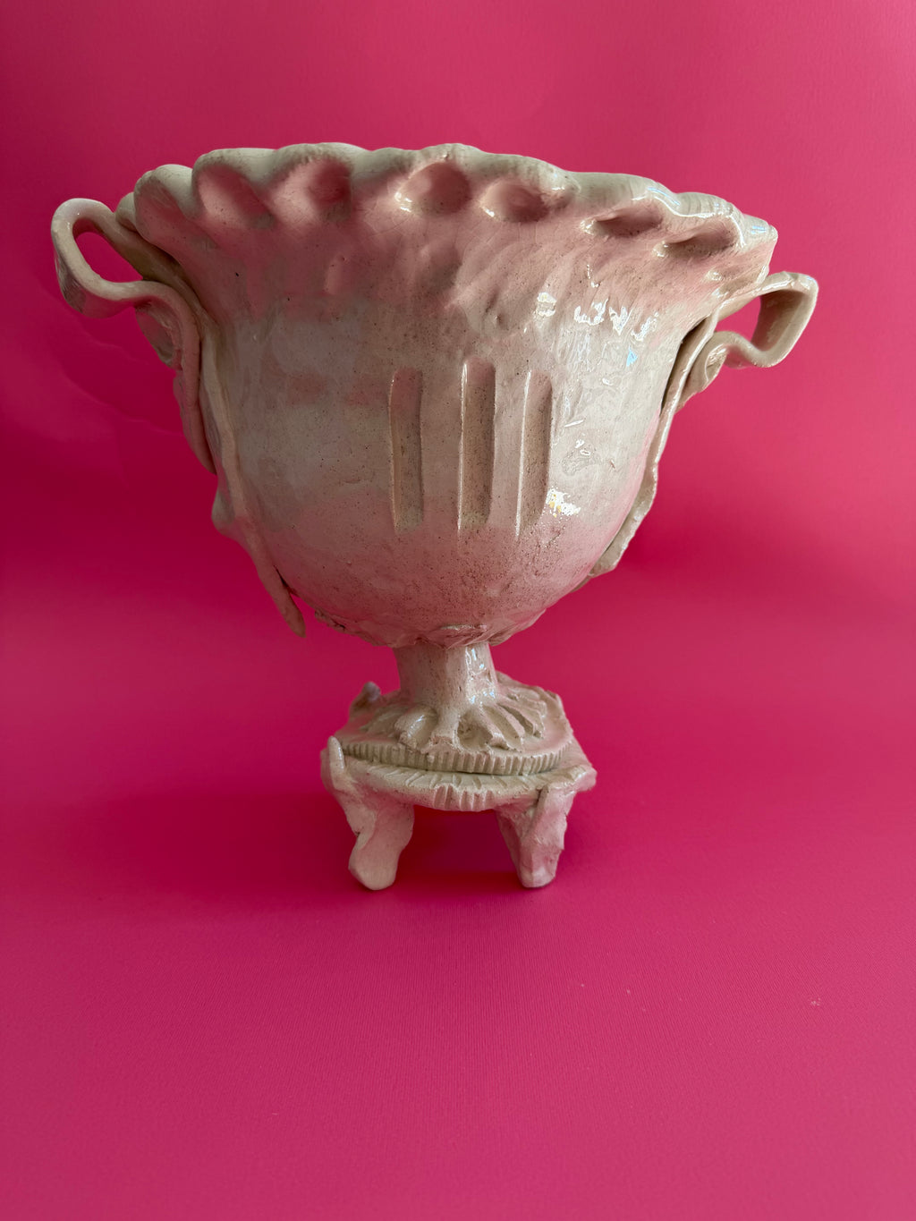 MAGNUS - coppa sbilenca con nastri, lance e boccioli bianco magnolia